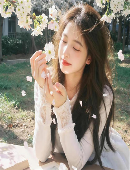 欧美美女图_免费观看电视剧在线全集_疯魔美女快播